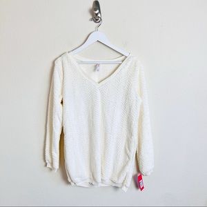NWT Cream Fuzzy Chevron V-Neck Sweater